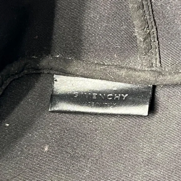 Givenchy Antigona Rottweiler tote bag with small pouch - Picture 14 of 16